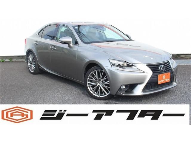 TOYOTA LEXUS IS300h 2014
