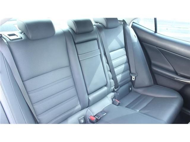 TOYOTA LEXUS IS300h 2014