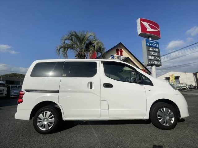 NISSAN NV200 VANETTE van 2019