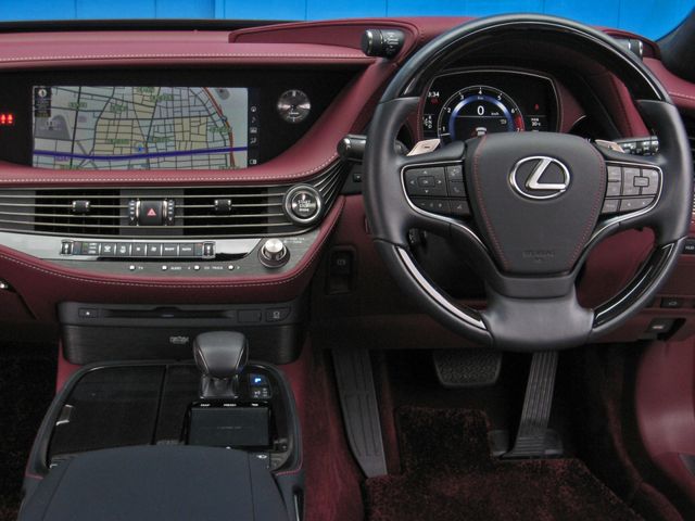 TOYOTA LEXUS LS500 2018
