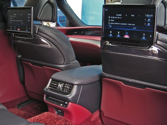 TOYOTA LEXUS LS500 2018