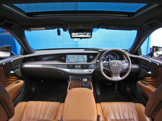 TOYOTA LEXUS LS500h 4WD 2017