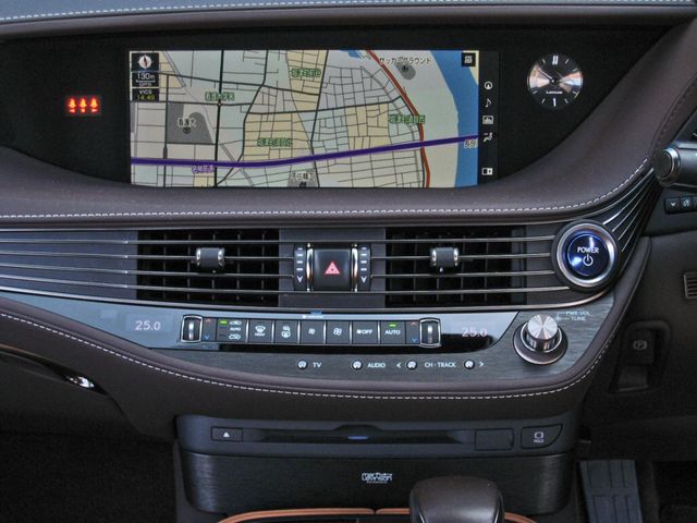 TOYOTA LEXUS LS500h 4WD 2017