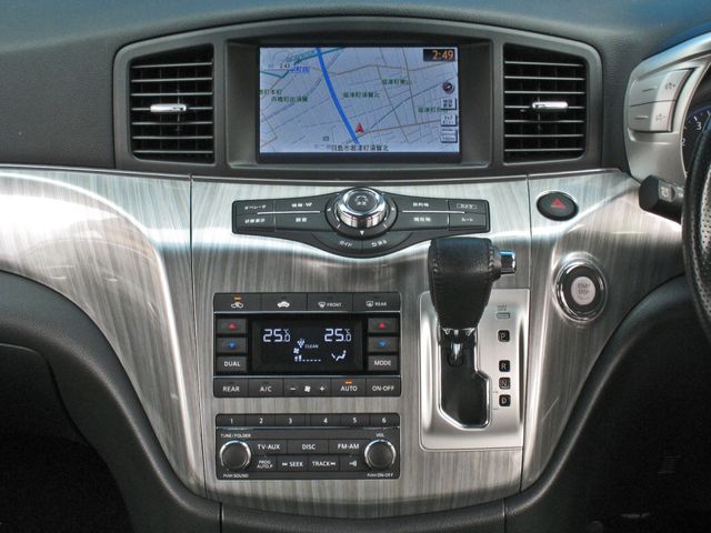 NISSAN ELGRAND  4WD 2016