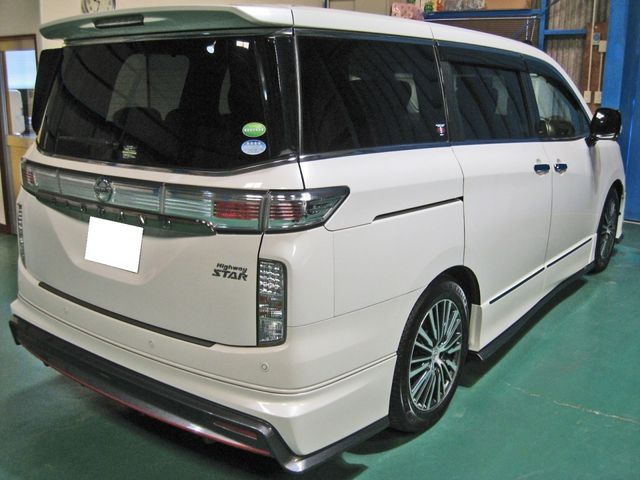 NISSAN ELGRAND 2016