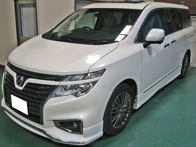 NISSAN ELGRAND 2017