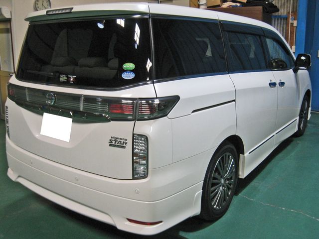 NISSAN ELGRAND 2017