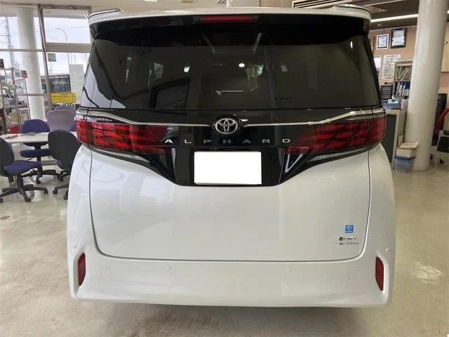 TOYOTA ALPHARD hybrid 4WD 2024