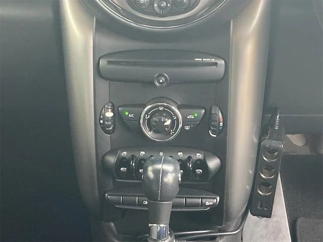 BMW BMW MINI COOPER CROSSOVER 2013