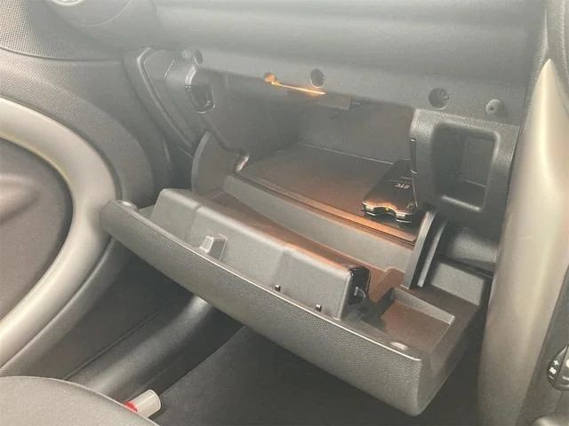 BMW BMW MINI COOPER CROSSOVER 2013