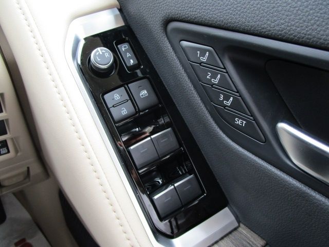 TOYOTA LANDCRUISER wagon 2023