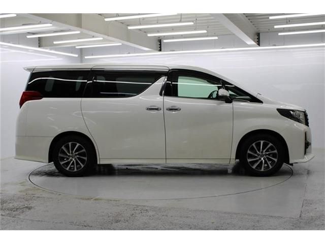 TOYOTA ALPHARD 2016