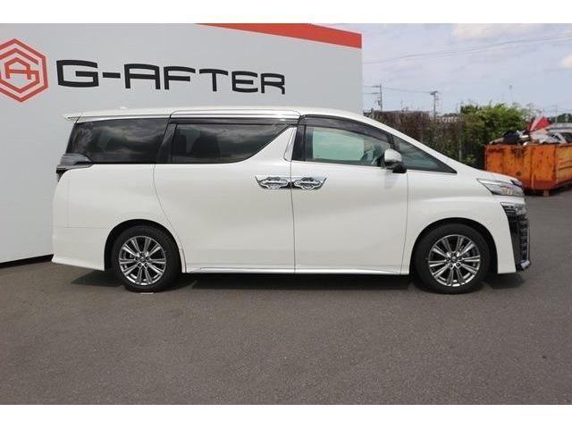 TOYOTA VELLFIRE 2020
