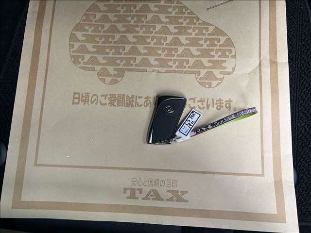 TOYOTA LEXUS LS500 4WD 2022