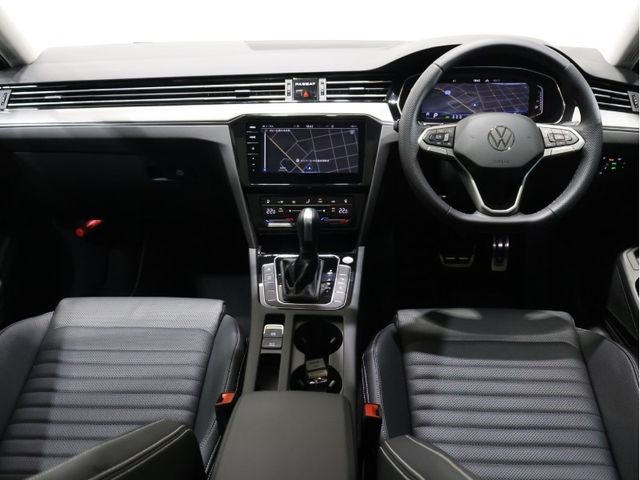 VOLKSWAGEN VOLKSWAGEN PASSAT Alltrack 2024