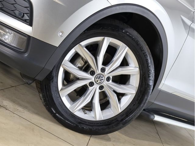 VOLKSWAGEN VOLKSWAGEN TIGUAN 2018