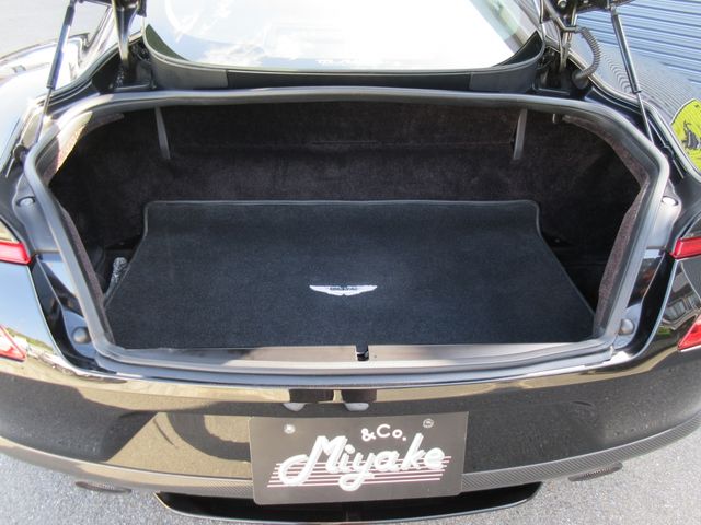 ASTON MARTIN ASTON MARTIN 2016