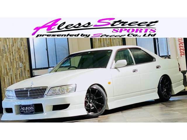 NISSAN LAUREL 2000