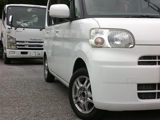 DAIHATSU TANTO 2008
