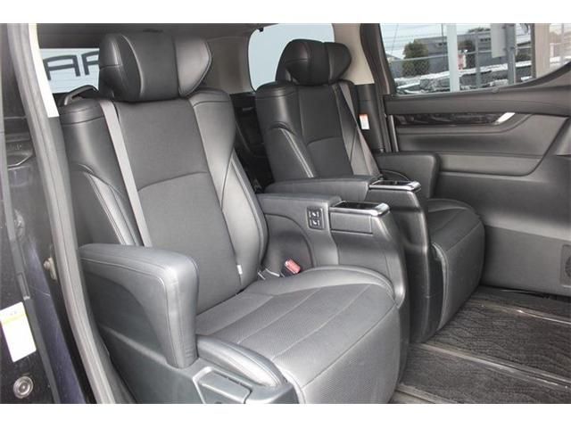 TOYOTA ALPHARD 2018
