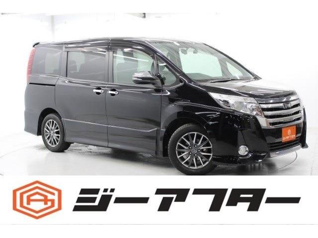 TOYOTA NOAH 2014