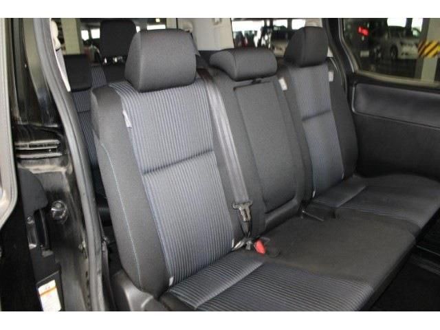 TOYOTA NOAH 2014