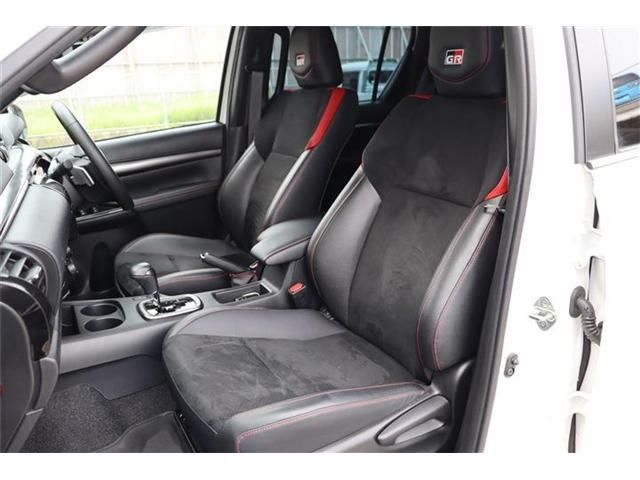 TOYOTA HILUX 4WD 2022