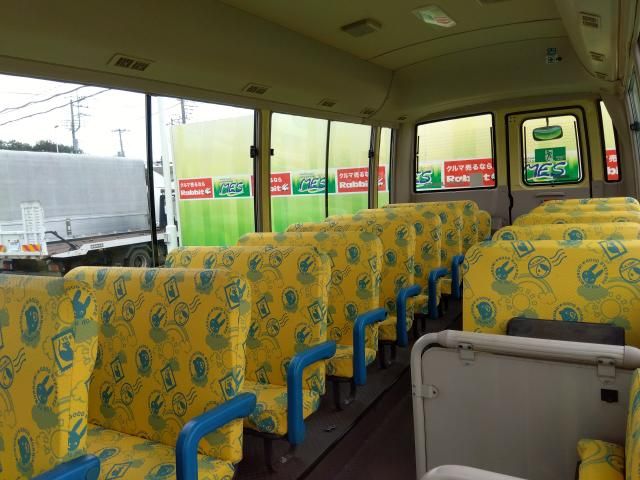 MITSUBISHI ROSA 2016