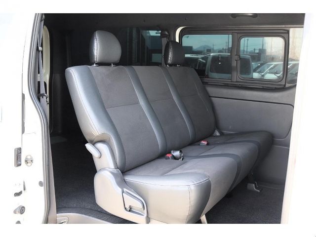 TOYOTA HIACE van 2WD 2020