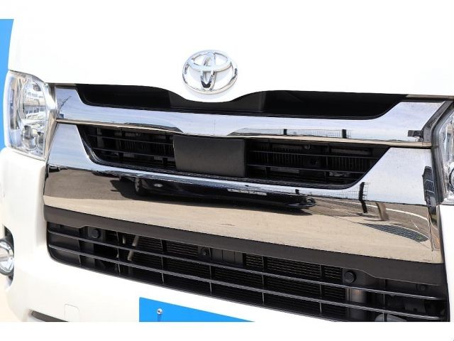 TOYOTA HIACE van 2WD 2020