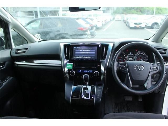 TOYOTA VELLFIRE 2015