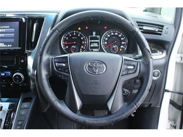 TOYOTA VELLFIRE 2015