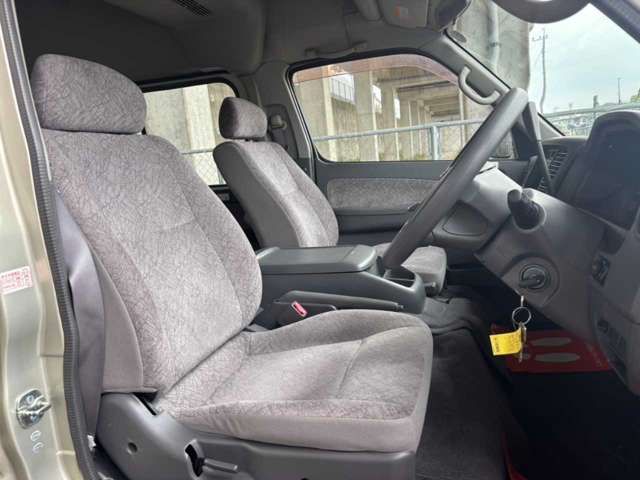 NISSAN CARAVAN coach 2006