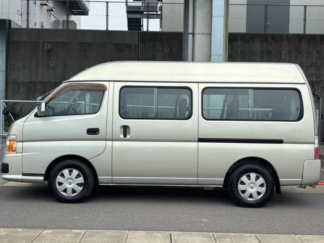 NISSAN CARAVAN coach 2006