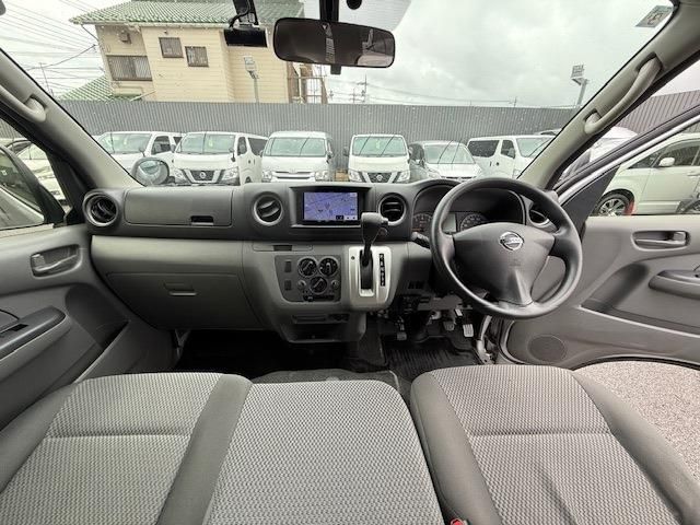 NISSAN NV350 CARAVAN 2020