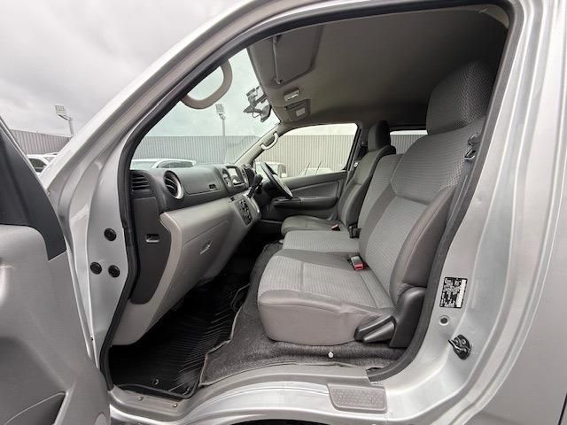 NISSAN NV350 CARAVAN 2020