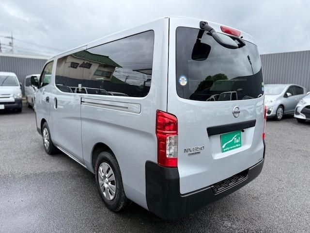 NISSAN NV350 CARAVAN 2020