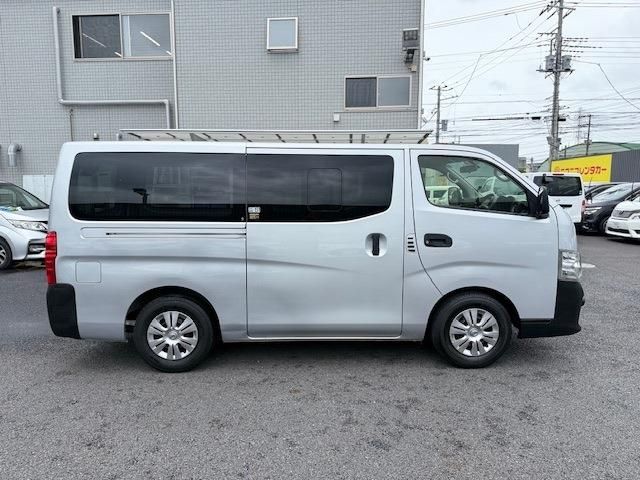 NISSAN NV350 CARAVAN 2020