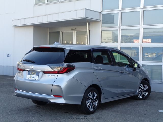 HONDA SHUTTLE HYBRID 2022