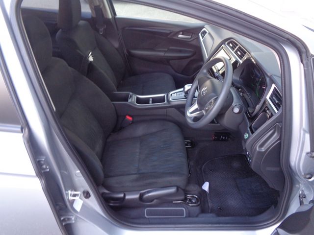 HONDA SHUTTLE HYBRID 2022