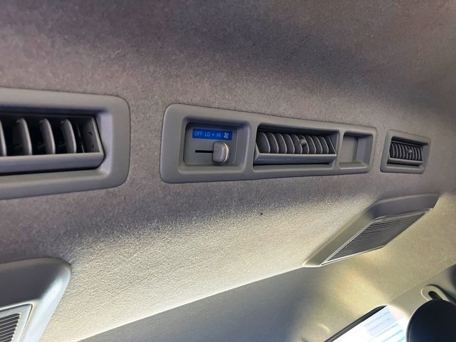 TOYOTA REGIUSACE van 2WD 2011