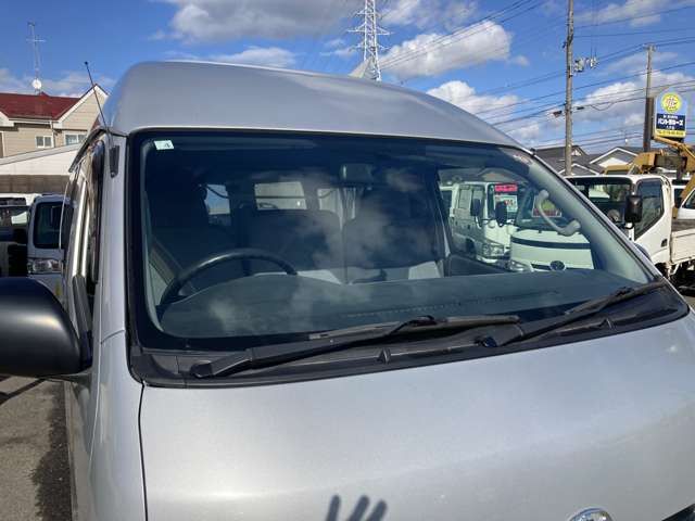 TOYOTA HIACE van 4WD 2010