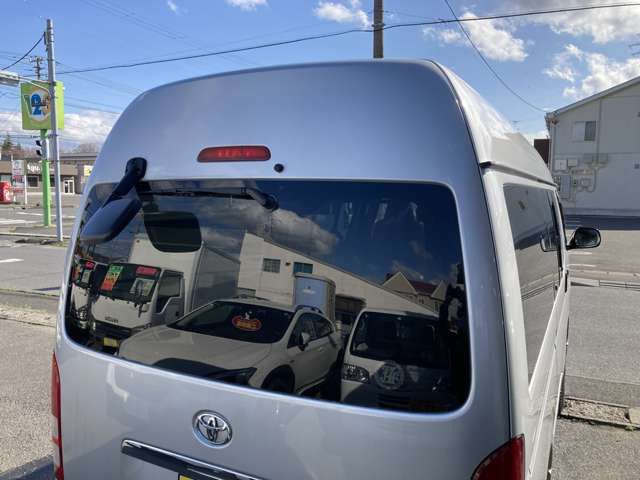 TOYOTA HIACE van 4WD 2010