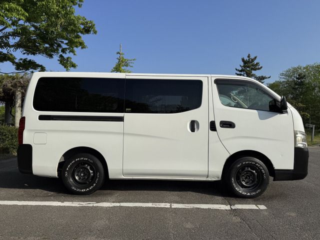 NISSAN NV350 CARAVAN 4WD 2014