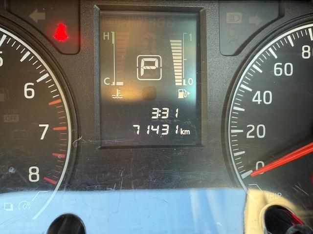 NISSAN NV350 CARAVAN 2021