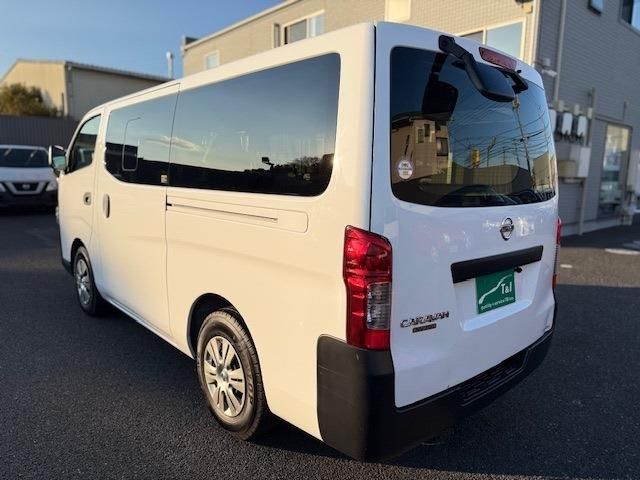 NISSAN NV350 CARAVAN 2021