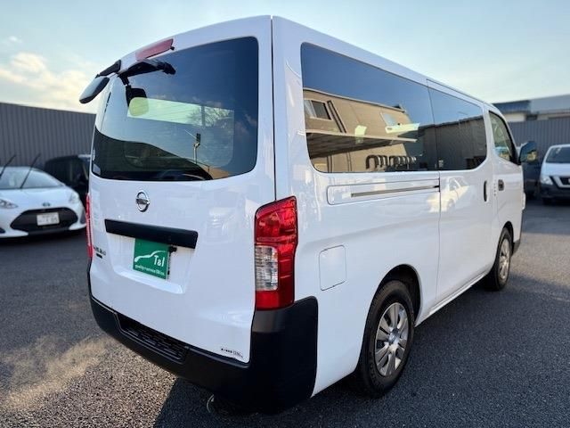 NISSAN NV350 CARAVAN 2021