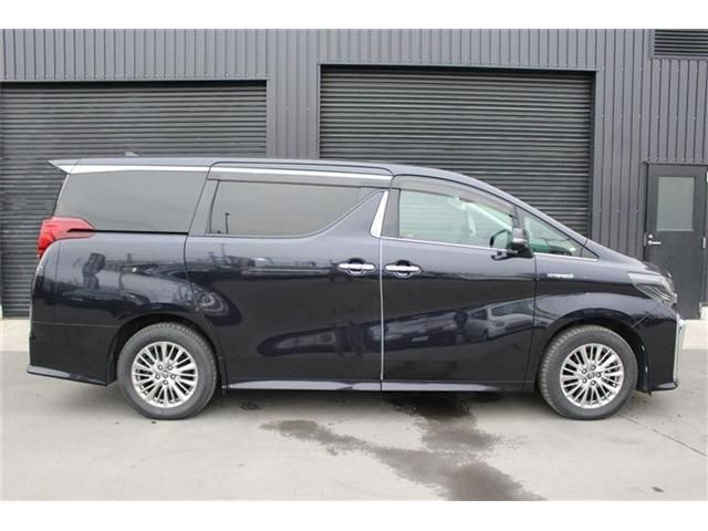 TOYOTA ALPHARD hybrid 4WD 2018