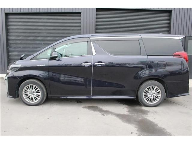TOYOTA ALPHARD hybrid 4WD 2018