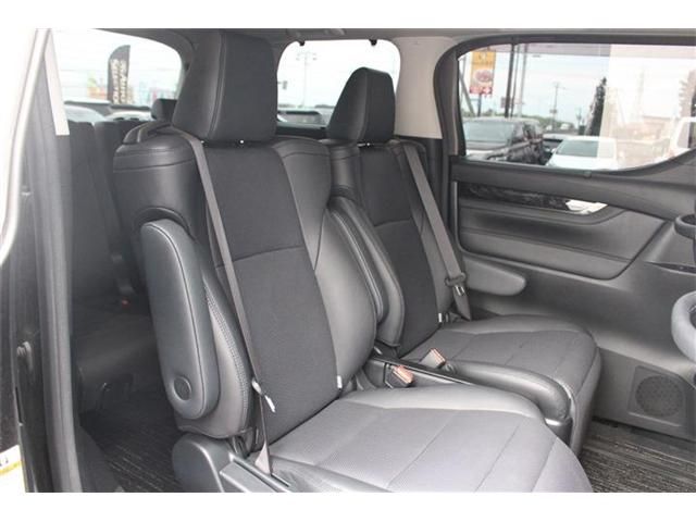 TOYOTA ALPHARD hybrid 4WD 2018